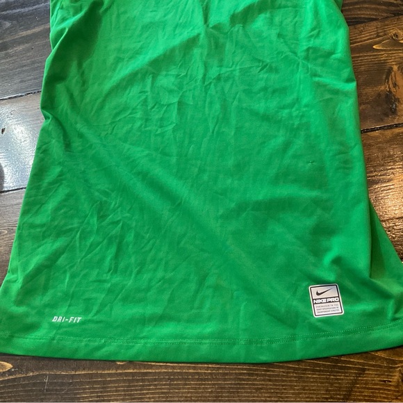 Nike Vivid Green Short Sleeve Tee. See flaw last photo. - Picture 9 of 12